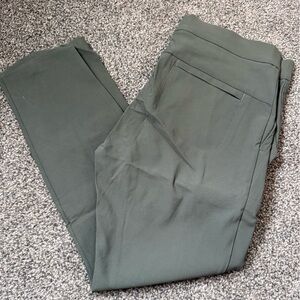 Athleta women’s pants in Olive